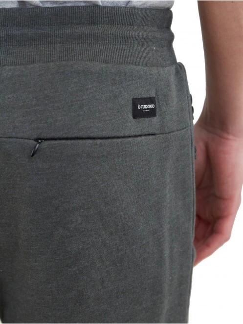 pantaloni scurti pt. barbati Fundango Woody Sweatshort oliv 6