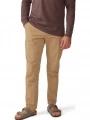 pantaloni de drumetie pt. barbati Mountain Hardwear Traxion Pant (Axton) nisip 1